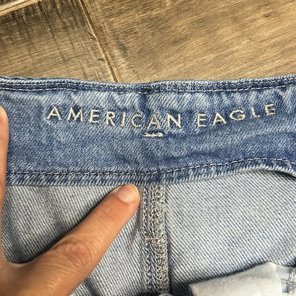 EUC American Eagle Mom Shorts 6 - Picture 4 of 9
